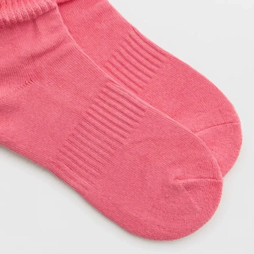 OFFLINE Playful Pink Short Scrunch Tab Logo Cotton Socks